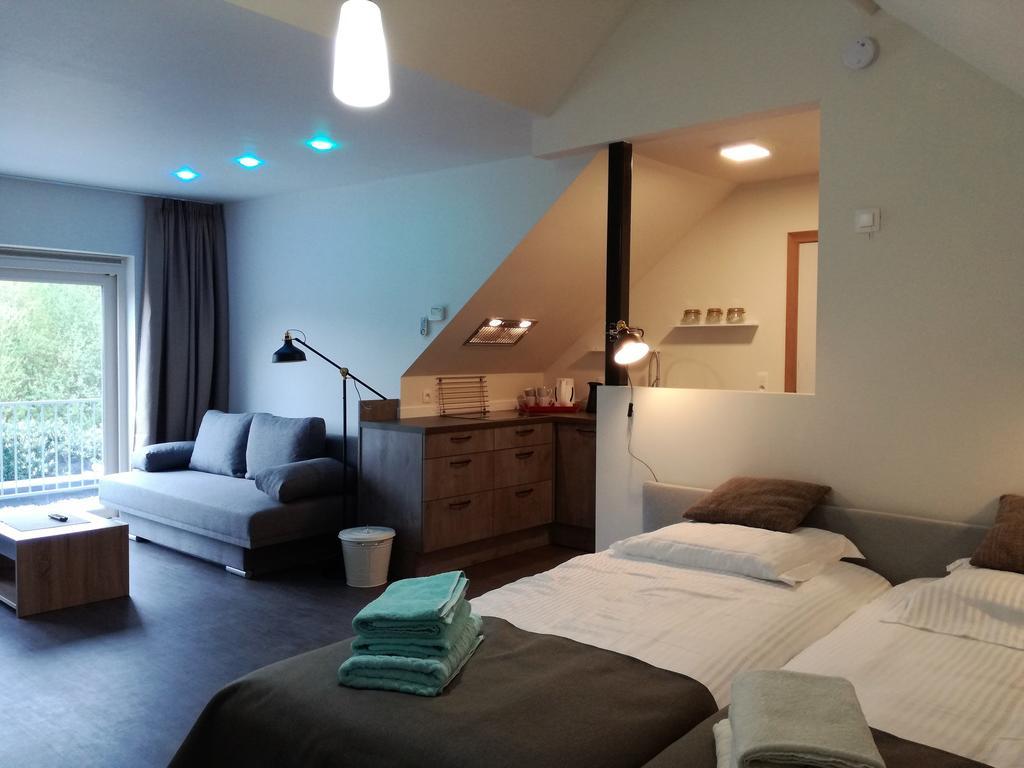 Vakantieverblijf Volmolen B&B Maaseik Bagian luar foto